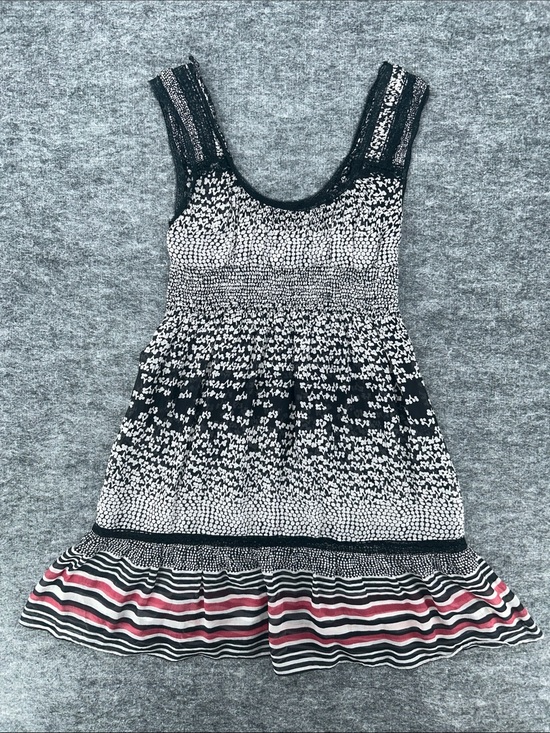 Free People Dresses & Skirts - Free People Black and White Patterned Sleeveless Dress with Pink Stripe Hem Sz 6